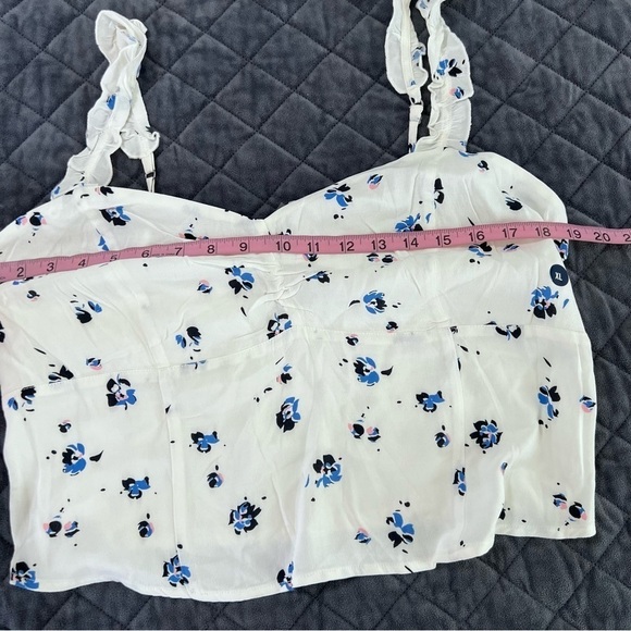 Abercrombie & Fitch Top Women XL Tank Crop Ruffled Floral White Blue  B9 - Picture 4 of 6